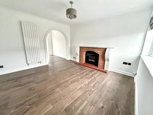 Lounge- click for photo gallery